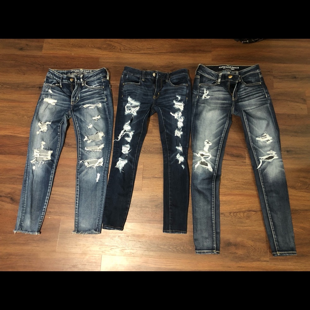 American Eagle Distressed Jeans